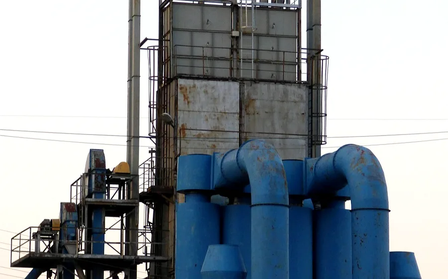 NOM-010-STPS: sistema de extracción en planta industrial